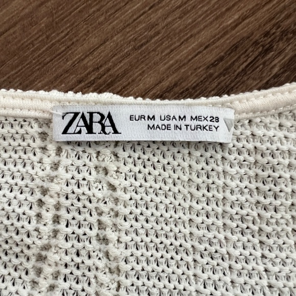 ZARA | Ruffle Crop Top - Picture 3 of 3